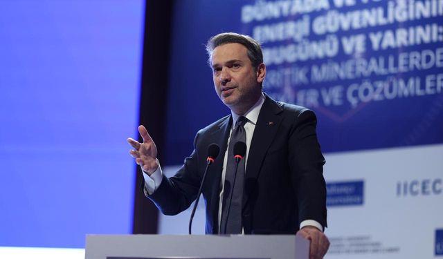 Bakan Bayraktar: '2026 yılında Akkuyu Nükleer Güç Santrali'nde ilk elektriği üreteceğiz'