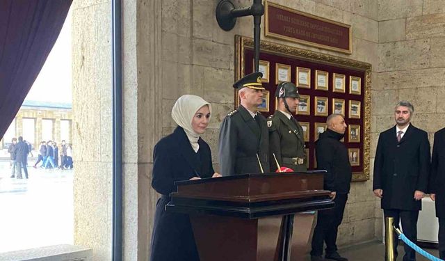 Bakan Göktaş’tan Anıtkabir’e ziyaret