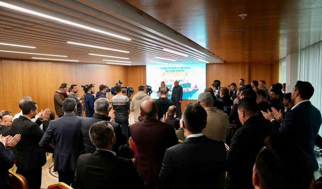 CHP 'de istifa depremi: 2 meclis üyesi ve 100 partili CHP'den istifa etti