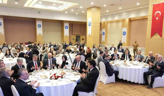 ‘Hüseyin Nihal Atsız’a Vefa’ temasıyla düzenlenen şiir yarışmasının ödül töreni yapıldı