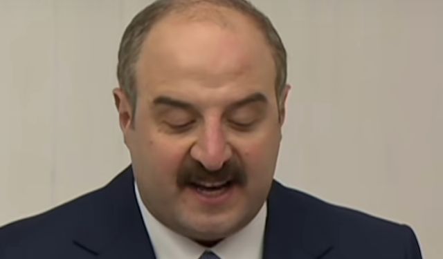 AK Parti Bursa Milletvekili Varank: 'Özgür Özel ve arkadaşlarının verdiği görüntülerden Türkiye utandı'