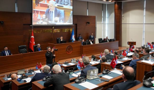 Zorlu ve Akaç kentin sorunlarını vatandaşların taleplerini gündeme getirdi