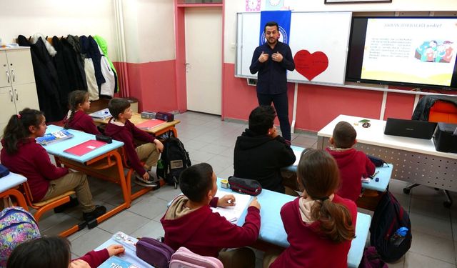 Akran zorbalığına karşı eğitim seferberliği