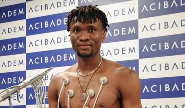 Nijeryalı futbolcu Chibuike Nwaiwu sağlık konrolünden geçti