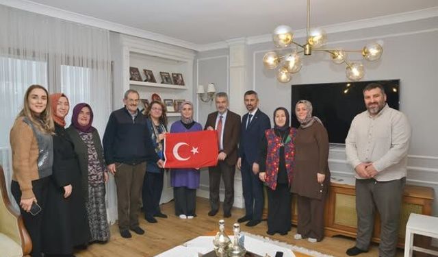 Dr. Sezgin Mumcu’dan Şehit ailesine anlamlı ziyaret