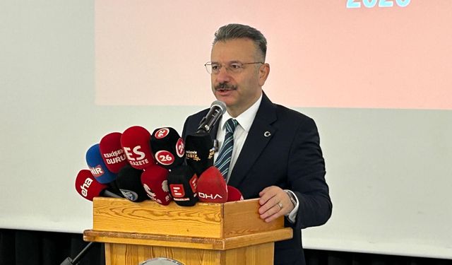 Trabzonlu Vali Aksoy, basın mensuplarıyla vedalaştı