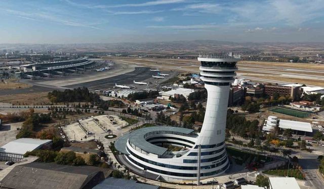 Esenboğa Havalimanı'nın 3. pisti ve yeni kulesi Cumhurbaşkanı Recep Tayyip Erdoğan tarafından hizmete açılacak