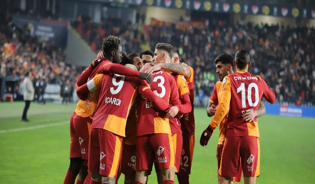 Turkcell Süper Kupa'da ilk finalist Galatasaray