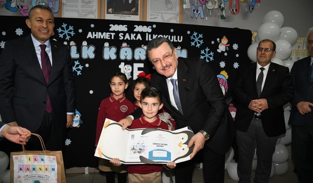 Başkan Genç,karne heyecanına ortak oldu