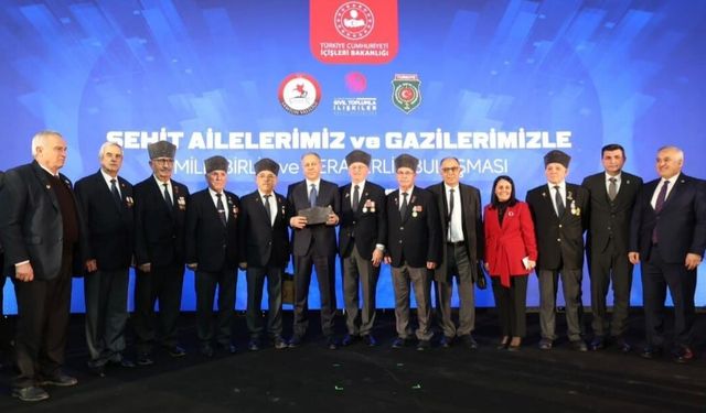 Bakan Yerlikaya şehit aileleri ve gazilerle buluştu