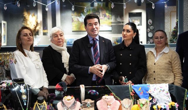 Başkan Kaya'dan El Sanatları Çarşısı'na davet