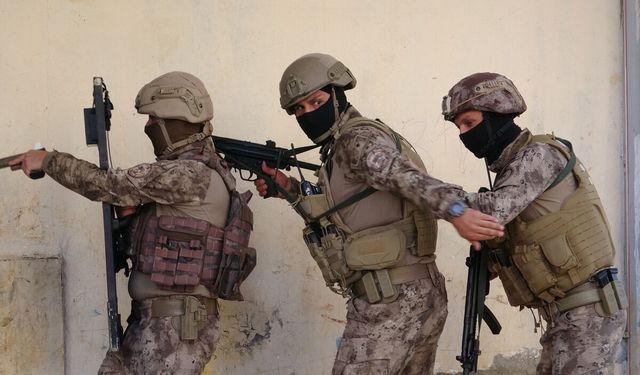 Organize suç örgütüne operasyon: 18 gözaltı