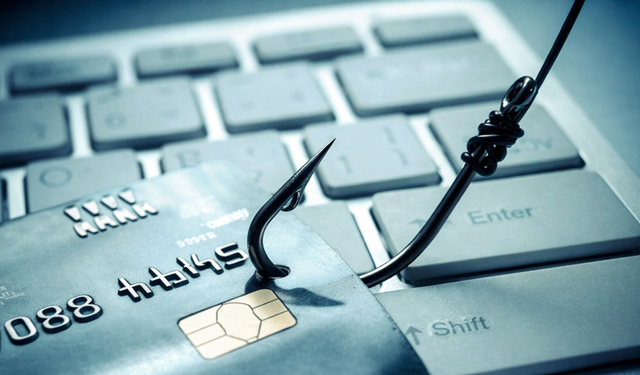 Kredi çekmek isterken dolandırıldı