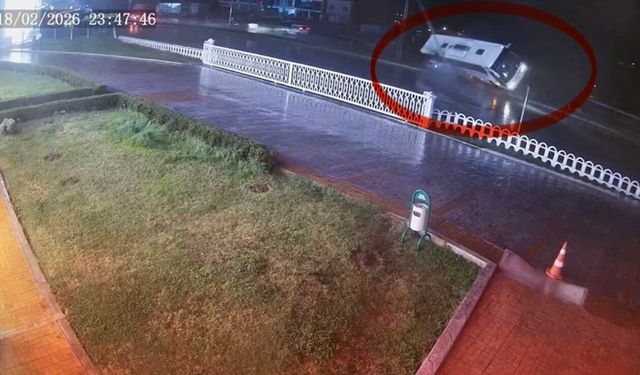 7 kişinin yaralandığı kazanın kamera görüntüsü ortaya çıktı