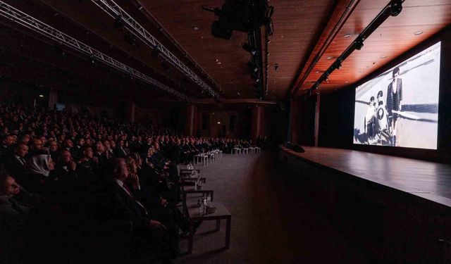 Özdemir Bayraktar'ın yaşam öyküsü belgesel oldu