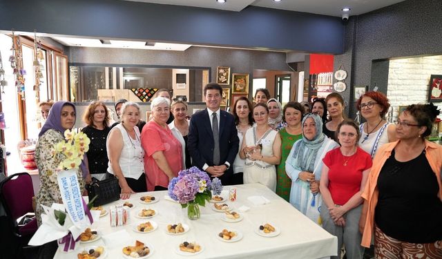 Başkan Kaya Dünya Emekçi Kadınlar Günü’nü kutladı