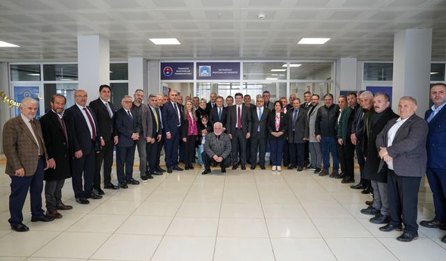 Başkan Kaya hemşehrileriyle bayramlaştı