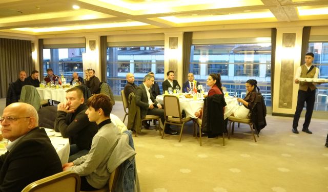 Forum Trabzon AVM'den basına iftar yemeği