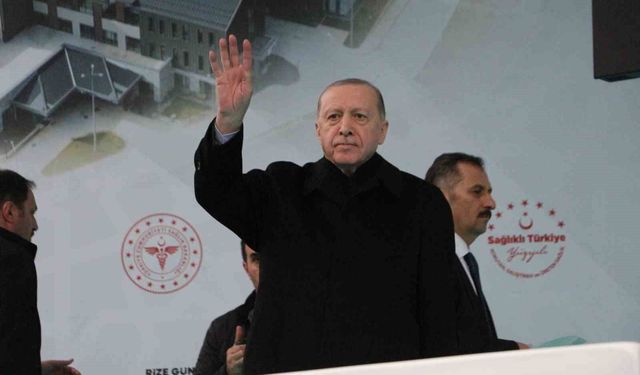 Cumhurbaşkanı Erdoğan: 'Etrafımızda füzeler uçuşuyor ama ana muhalefetin umurunda bile değil'