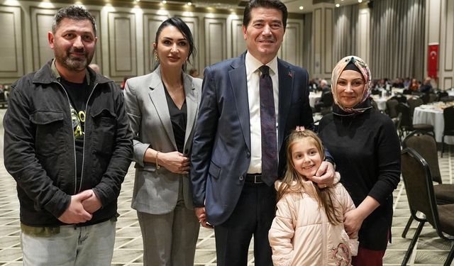 Başkan Kaya,Ortahisar Eğitim Derneği'nin iftar programına katıldı