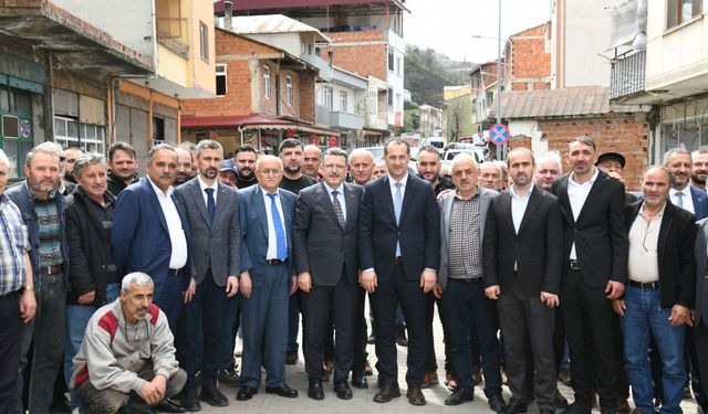 Başkan Genç'ten Işıklar'a otobüs ve altyapı müjdesi