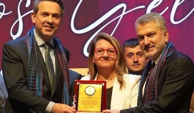 Trabzon’da sosyal çalışmalara plaketli teşekkür