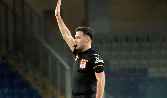 Trabzonspor - Galatasaray maçında Cihan Aydın düdük çalacak.