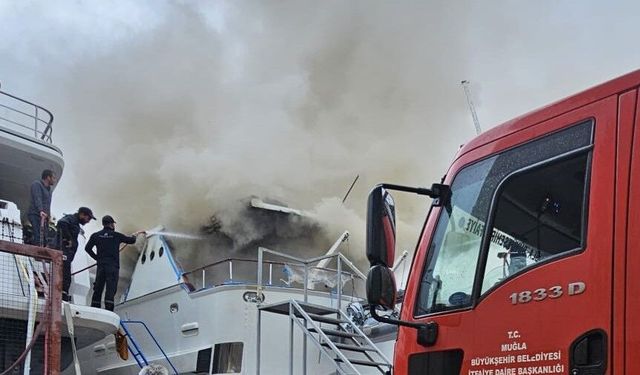 Sadri Şener'in motoryatında yangın çıktı