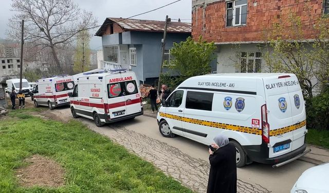 Evlat dehşeti: Anne ve oğlu evde ölü bulundu