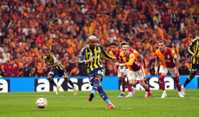 Trendyol Süper Lig: Galatasaray: 3 - Fenerbahçe: 0 (Maç sonucu)