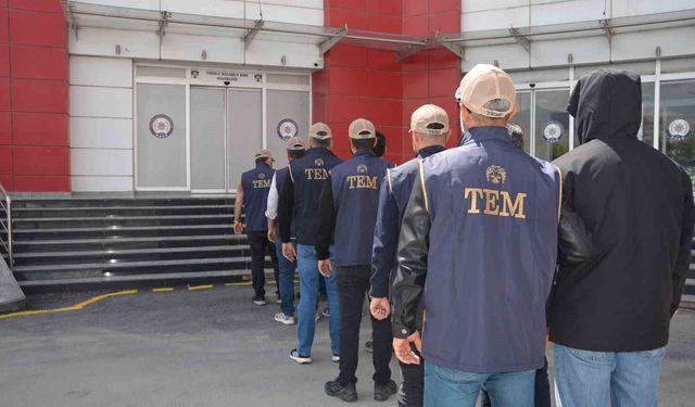 Trabzon dahil 16 ilde FETÖ operasyonu: 23 gözaltı