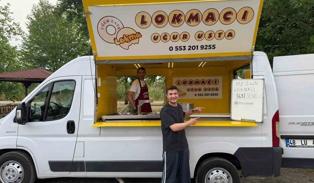 Üniversiteden 6,5 yıl sonra mezun olunca kredi çekip lokma döktürdü