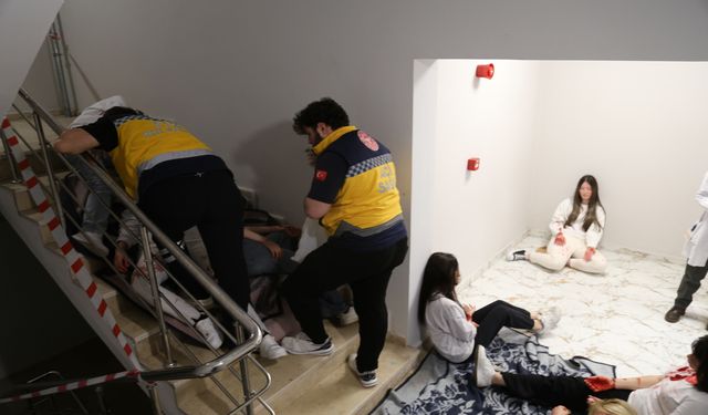 Avrasya Üniversitesi'nde ilk ve acil yardım tatbikatı gerçekleştirildi