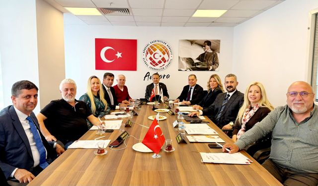 Küresel Gazeteciler Konseyi devrim gibi karar aldı