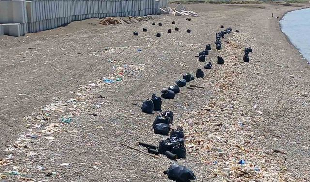 Trabzon sahilinde çöp seferberliği