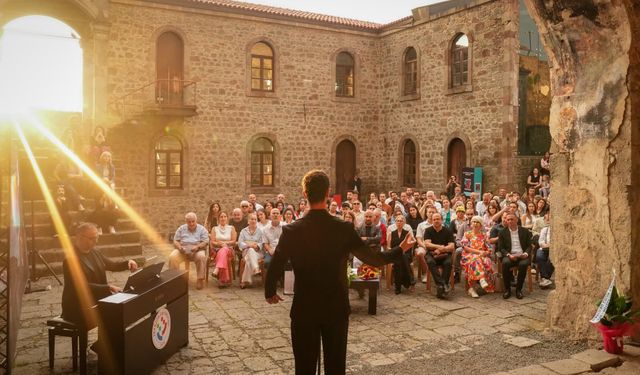 Kızlar Manastırı'nda opera yankıları