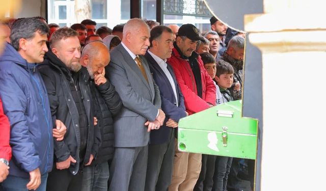 Zigana'daki kazada hayatını kaybeden genç son yolculuğuna uğurlandı