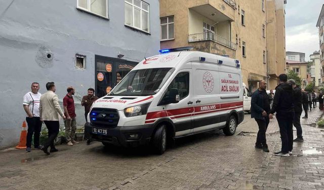 Sokak ortasında silahlı saldırı: 1 yaralı