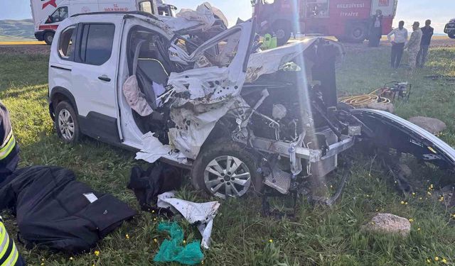 Ticari araç takla attı:Ölü ve yaralılar var