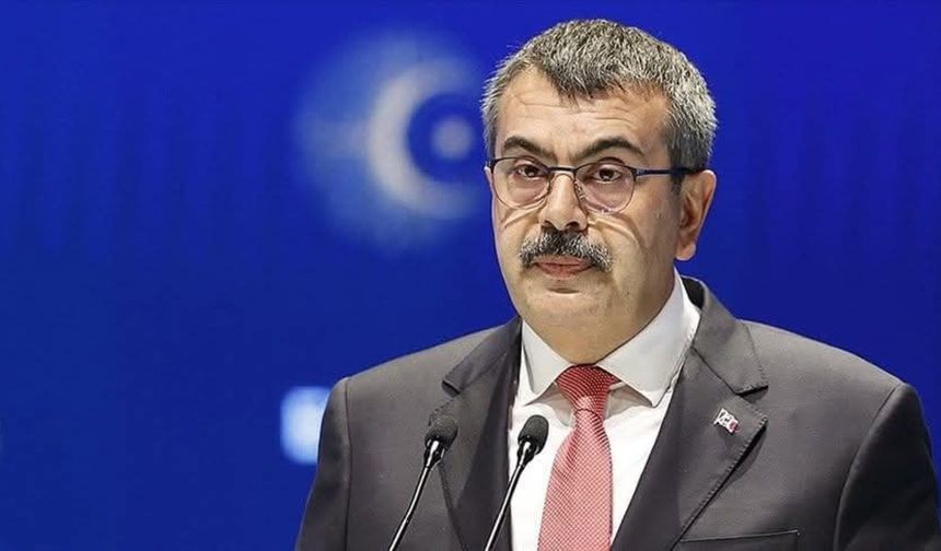 Bakan Tekin: "‘LGS’den pis koku geliyor’ diyorlar, o koku CHP’li belediyelerin rüşvetle yargılandıkları sürecin içerisinden geliyor"