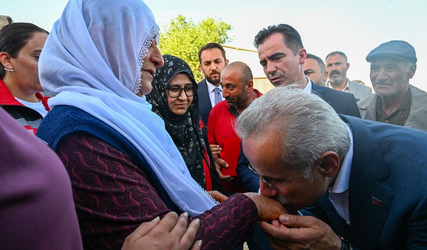 Bakan Uraloğlu'ndan Şehit Ailesine Taziye Ziyareti