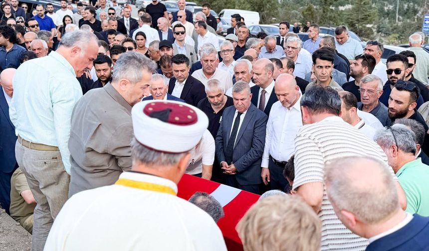 Süleyman Soylu’dan Vali Erol Karaömeroğlu’na Veda: “O sadece bir vali değil, dostumuzdu”