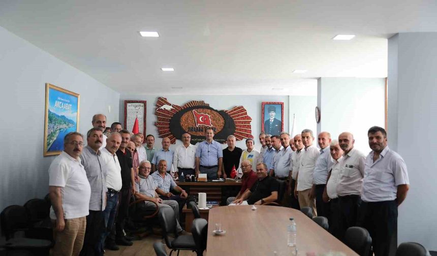 Başkan Ekim muhtarlarla bir araya geldi