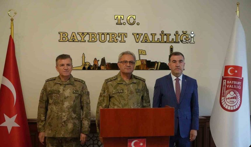 Kara Kuvvetleri Komutanı Orgeneral Tokel Bayburt’ta