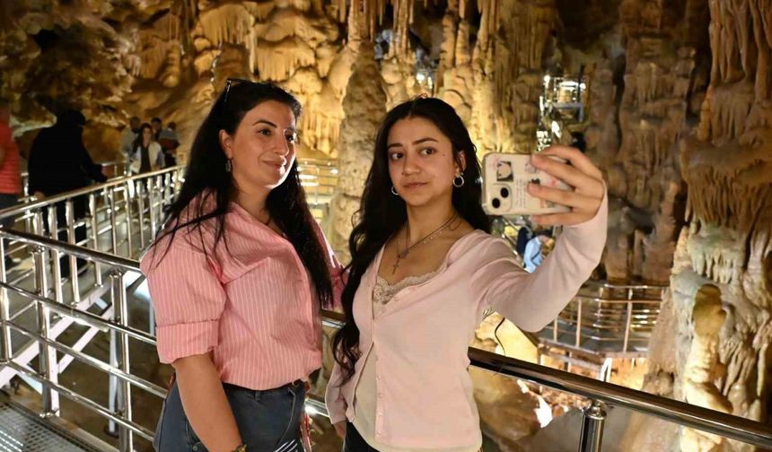 'Karaca Mağarası' 110 bin ziyaretçi ağırladı