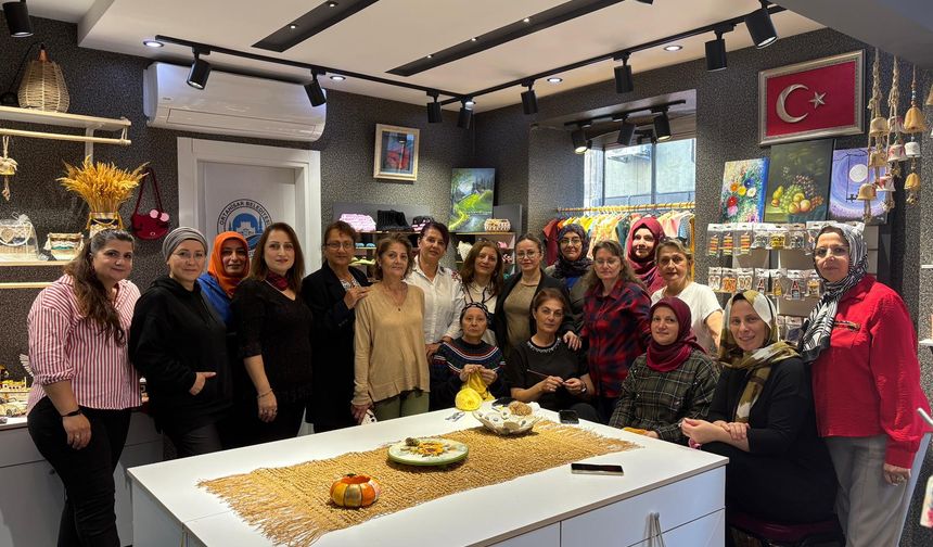 Kadın üreticilerden Başkan Kaya'ya 'Çarşı' teşekkürü
