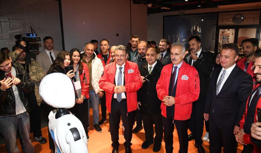 57 kurum ve 200 bin ziyaretçi bilimle buluştu