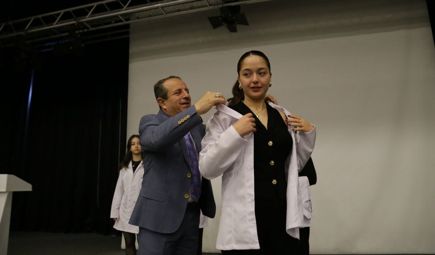 Avrasya Üniversitesinde beyaz önlük heyecanı