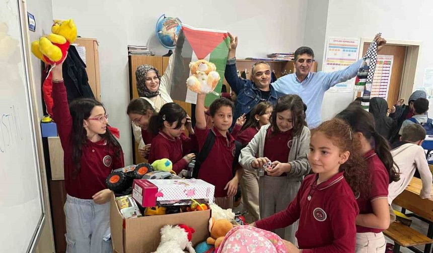 Filistin’deki kardeşlerini unutmadılar