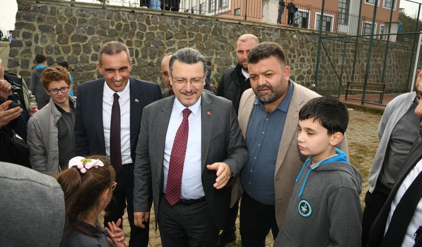 Başkan Genç'ten öğrencilere oyun sahası müjdesi!